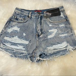 DENIM BLUE SHORTS